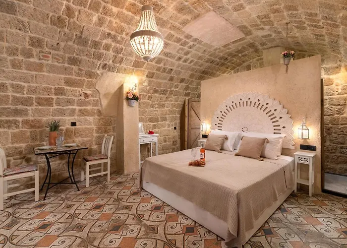 Stone Cave Suite